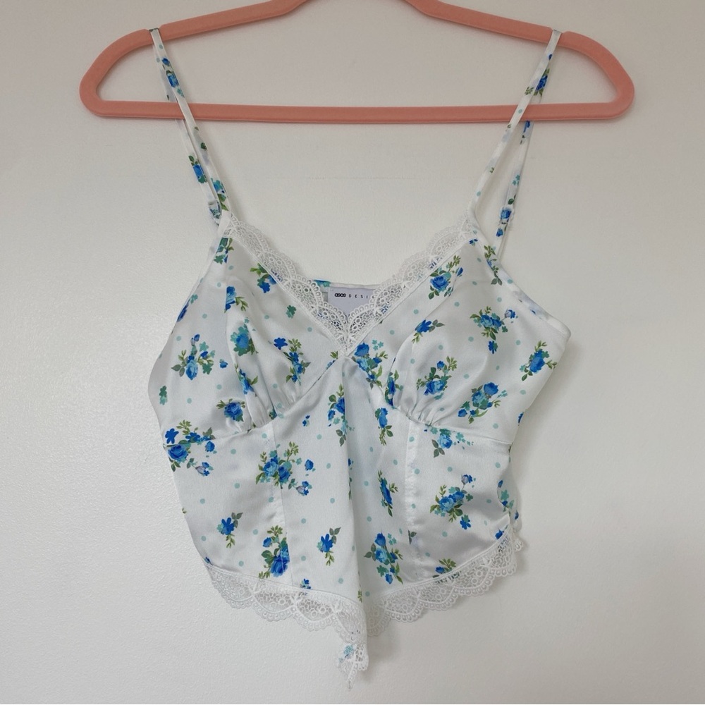 ASOS Design satin cami with floral blue ditsy pattern and lace detail —size 2 xs